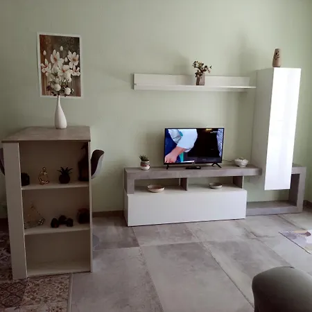 בית נופש Salvia, Veranda E Giardino A 75 M Dal Mare *