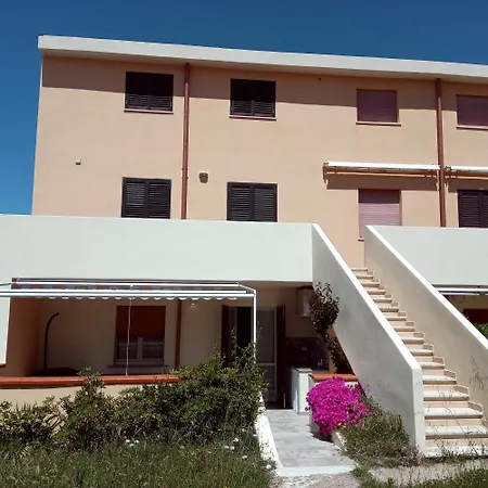 Holiday home Con Veranda E Giardino A 75 M Dal Mare *