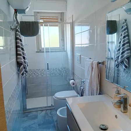 Salvia, Veranda E Giardino A 75 M Dal Mare بيت للعطل كاستيلساردو