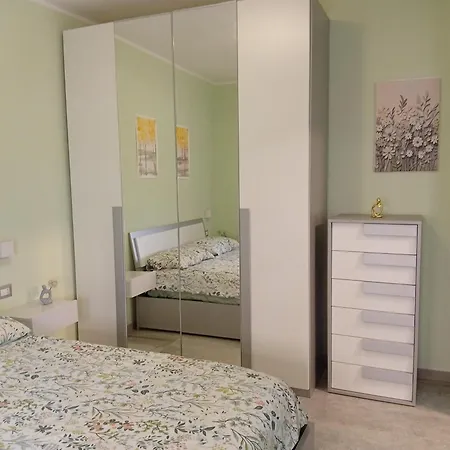Salvia, Veranda E Giardino A 75 M Dal Mare بيت للعطل كاستيلساردو